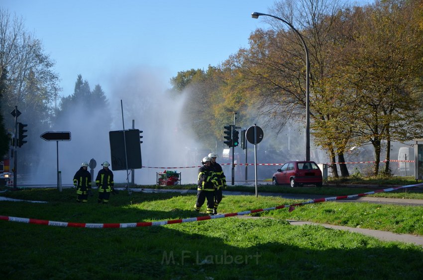 VU Tanklastzug umgestuerzt Huerth Industriestr P219.JPG